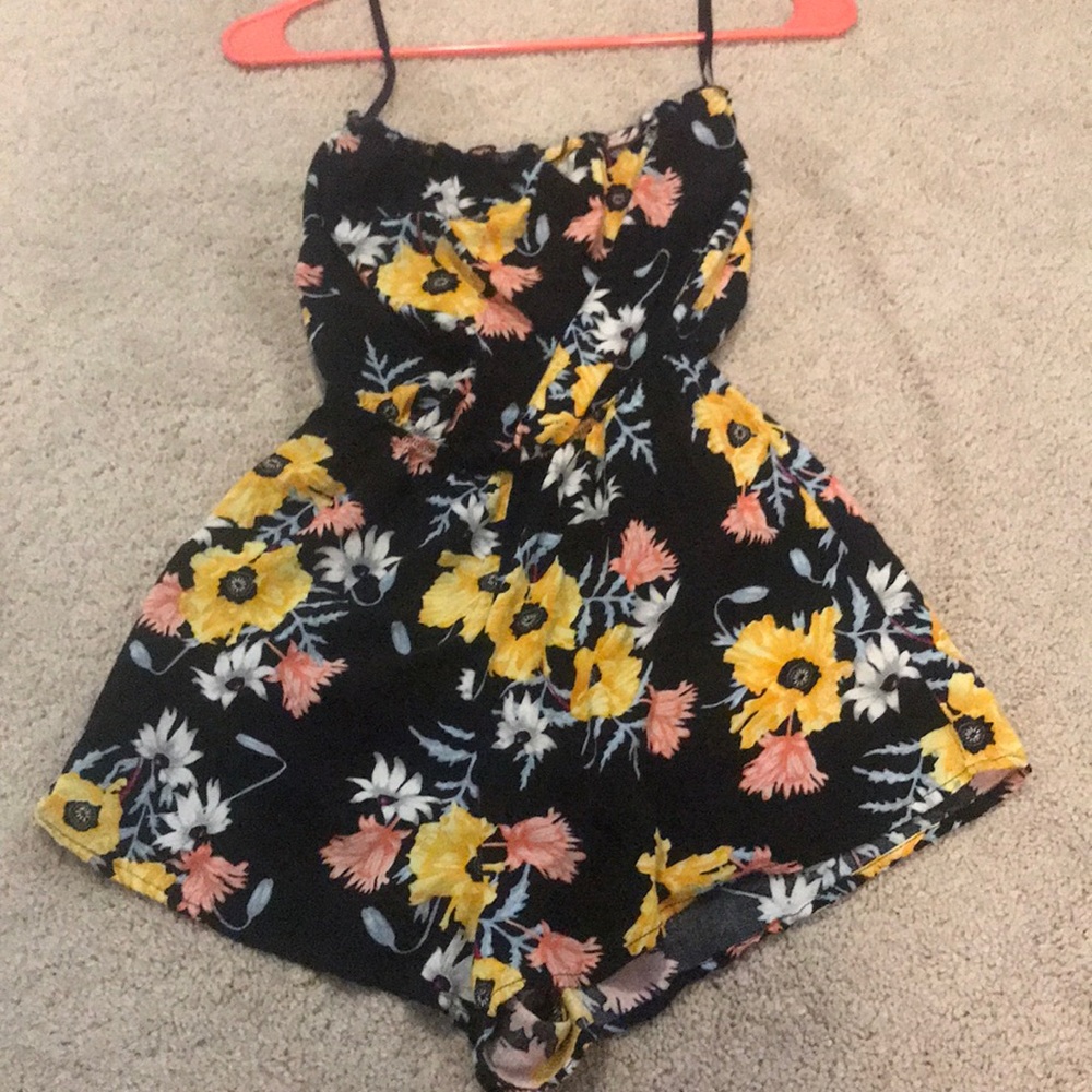 H&M Strapless romper